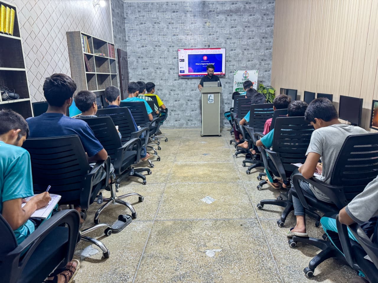 Dedicated mentorship and IT skills instruction at Baqiatullah Foundation digital program